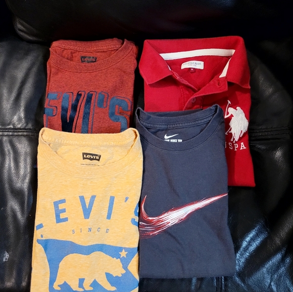 4 boys T Shirts size Medium in like new condition. - Picture 1 of 10
